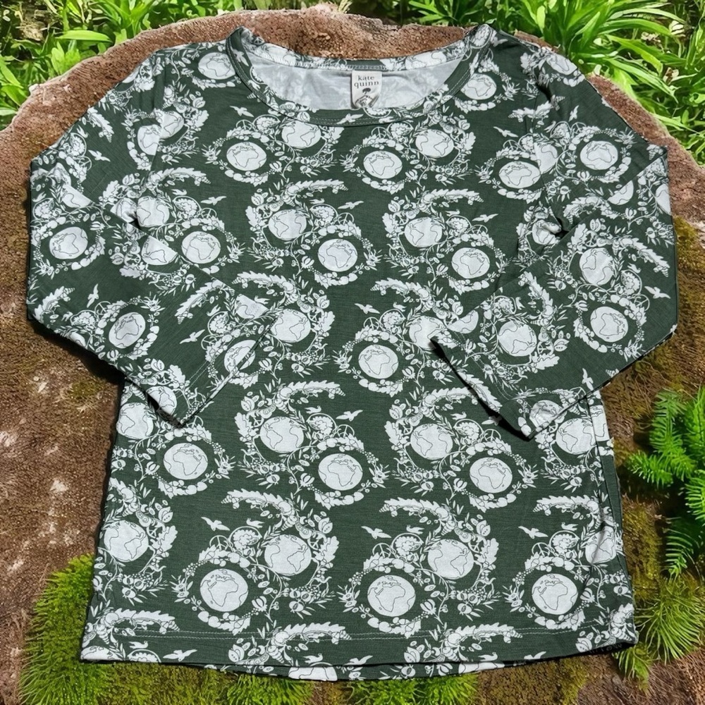 NEW Kate Quinn Bamboo Floral and World Printed Long Sleeve Pajama Top Cozy 4T